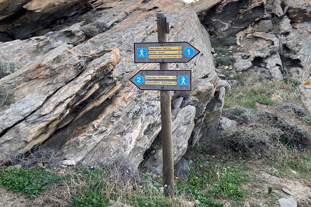 wooden_signs